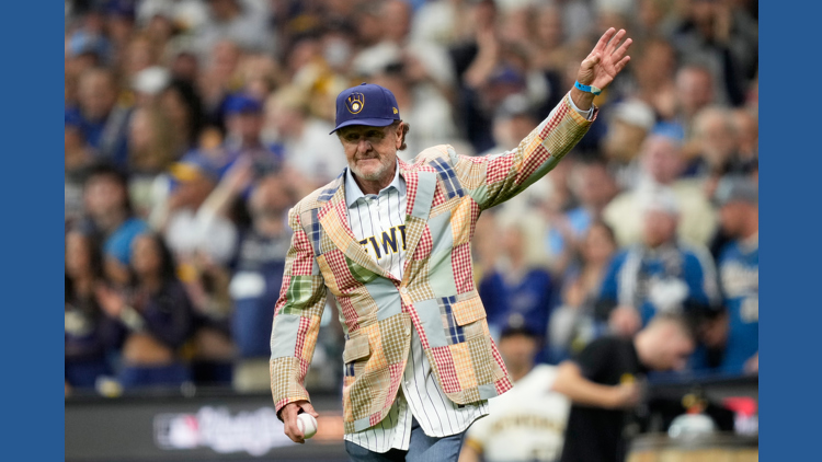 Robin Yount and Brewers' broadcast team pay tribute to Bob Uecker by ...