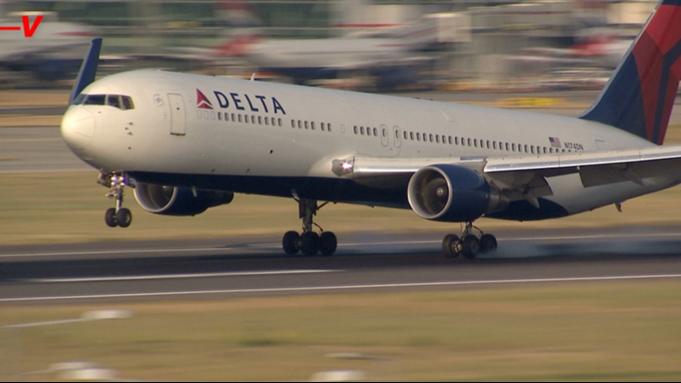 Delta Offers Free Flight Changes Over Fourth of July Weekend