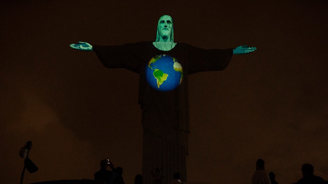 Rio S Christ The Redeemer Statue Lit Up For Coronavirus Victims 13newsnow Com