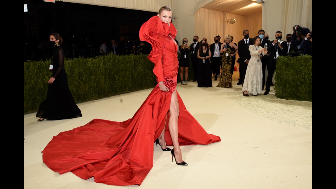 Stephen Curry, Russell Westbrook and Other NBA Stars Who Have Dazzled at  the Met Gala Over the Years