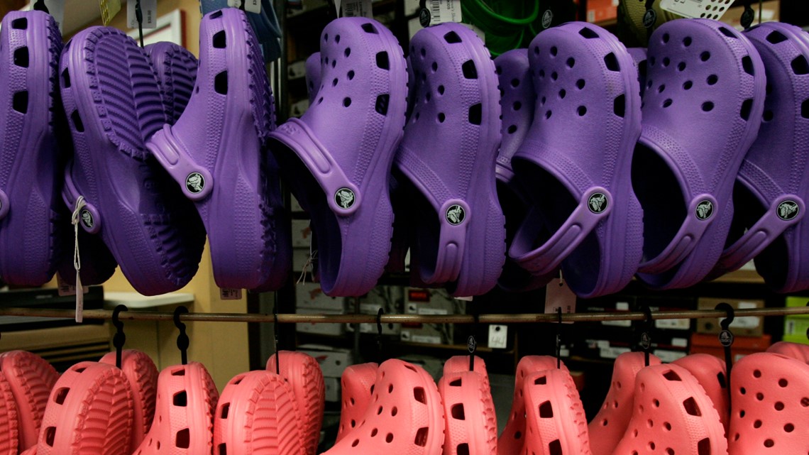 crocs giving free shoes