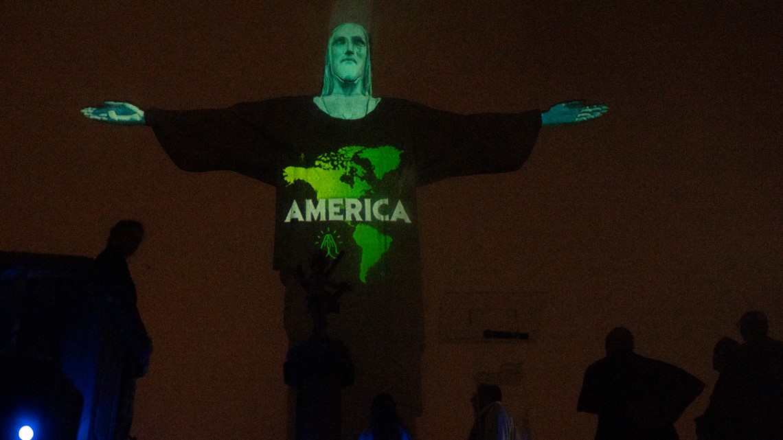 Rio S Christ The Redeemer Statue Lit Up For Coronavirus Victims 13newsnow Com