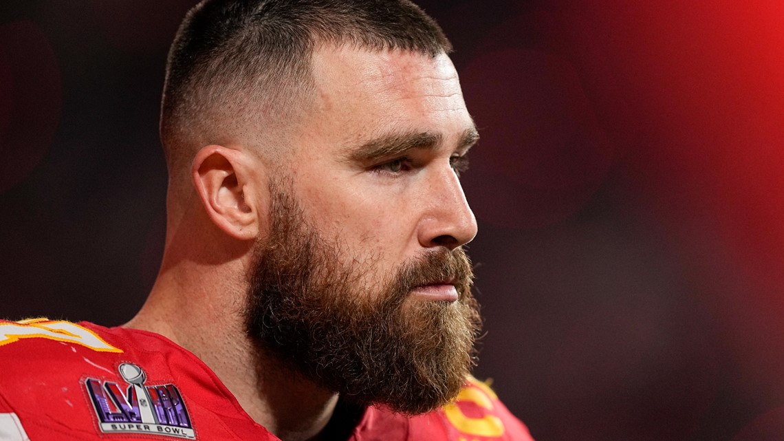 Why did Travis Kelce yell at coach Reid during Super Bowl