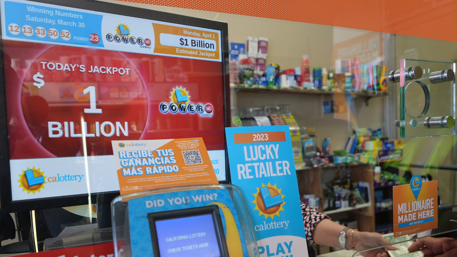 How to play Powerball Cost, drawing time, online options