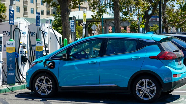 California plans to phase out gas vehicles by 2035. Will other states follow?