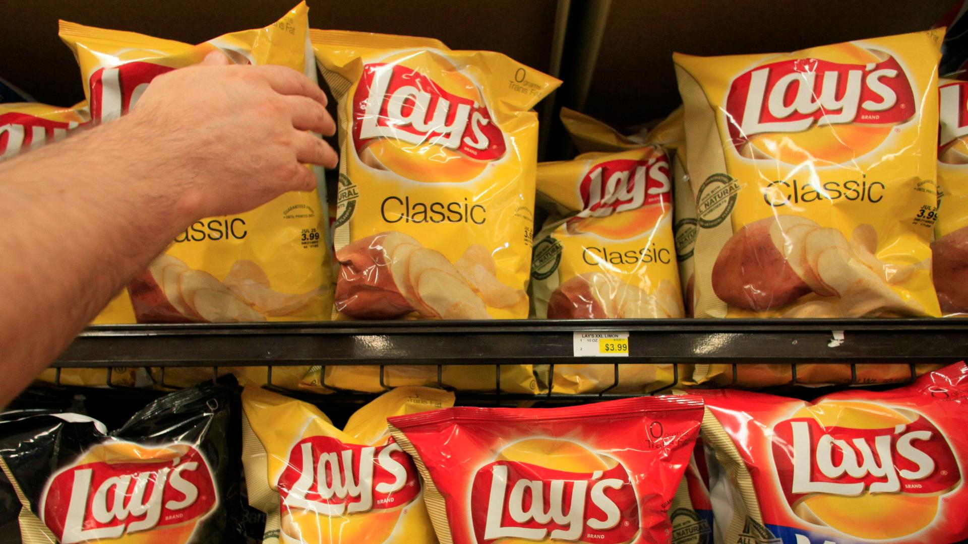 Fri Lay Lay's introduces seasonal Thanksgiving-inspired chips ahead of the ...