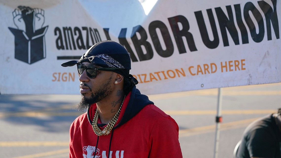Amazon union drive in NY could have enough signatures by Monday - Vimarsana News
