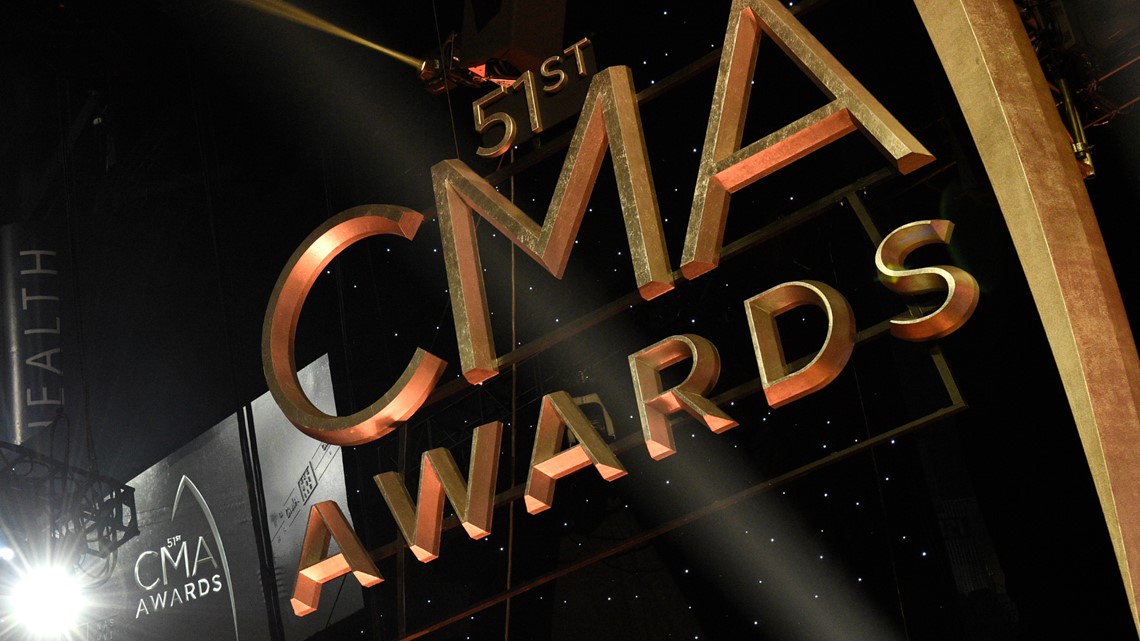 Lainey Wilson wins 5 CMA Awards including entertainer of the year, album of  the year