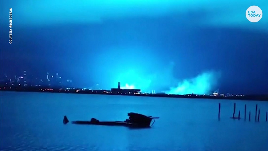 Power plant explosion turns NYC night sky bright blue 