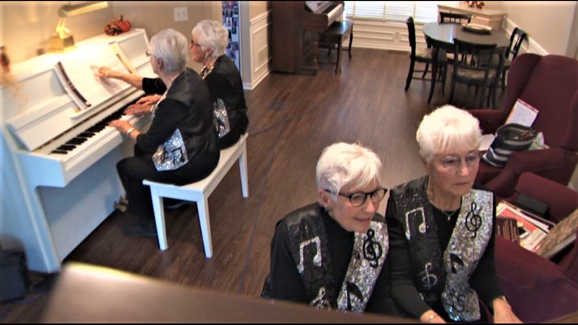 2 pianos, 40 fingers and 4 sisters in their 80s equals harmony - Vimarsana News