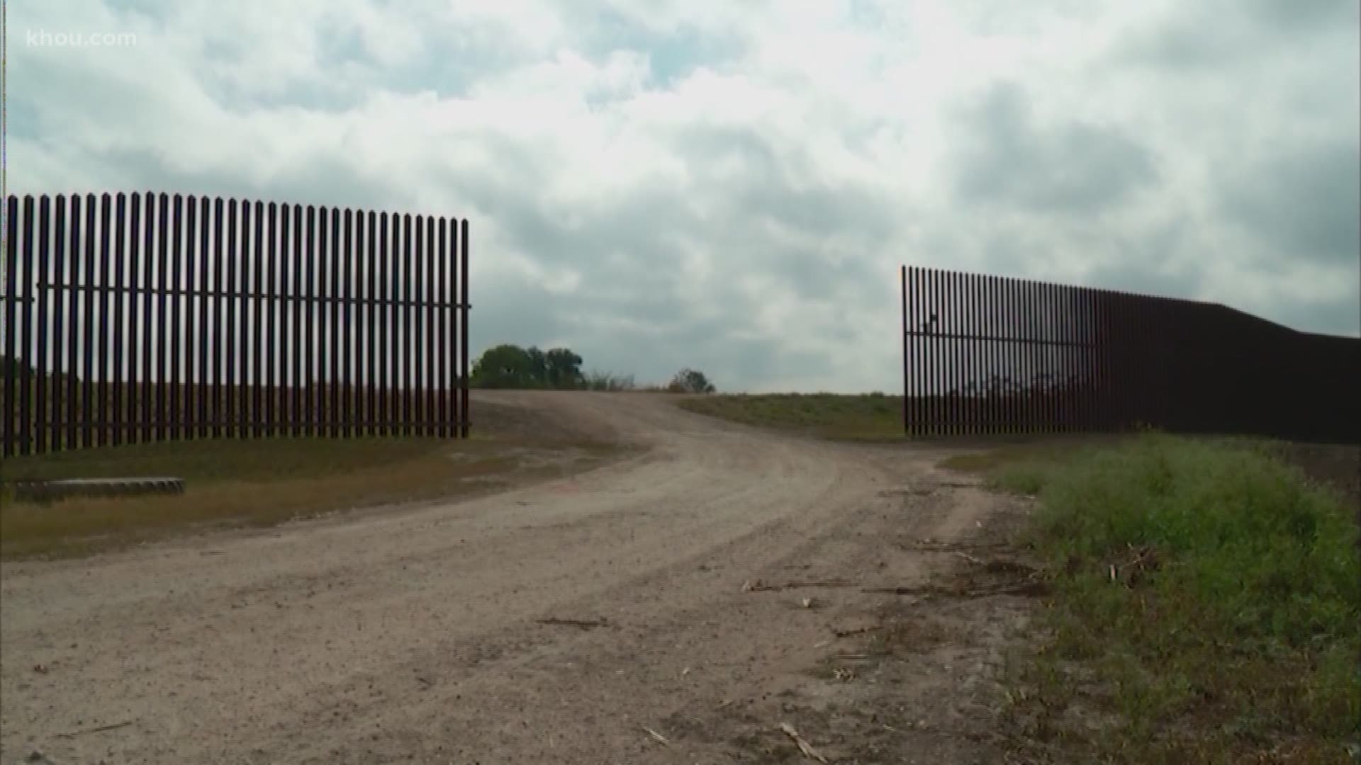 A KHOU 11 viewer wanted our Verify team to look into whether it really would take 10 to 15 years to build a border wall.