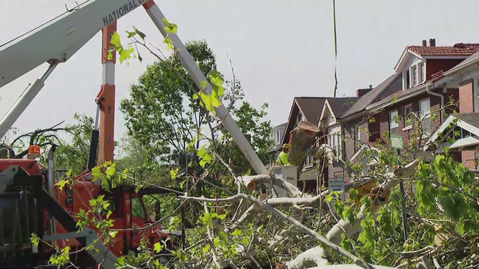 St. Louis tornadoes: More severe weather ahead as cleanup continues ...