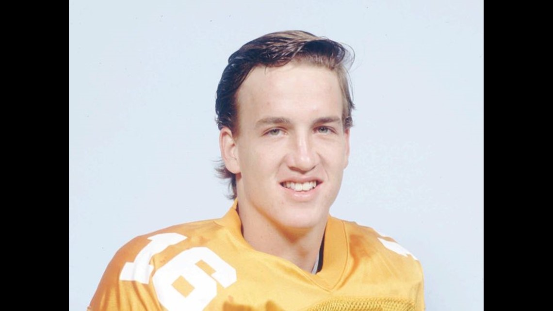 Colts to construct Peyton Manning statue, retire No. 18 jersey – The Denver  Post