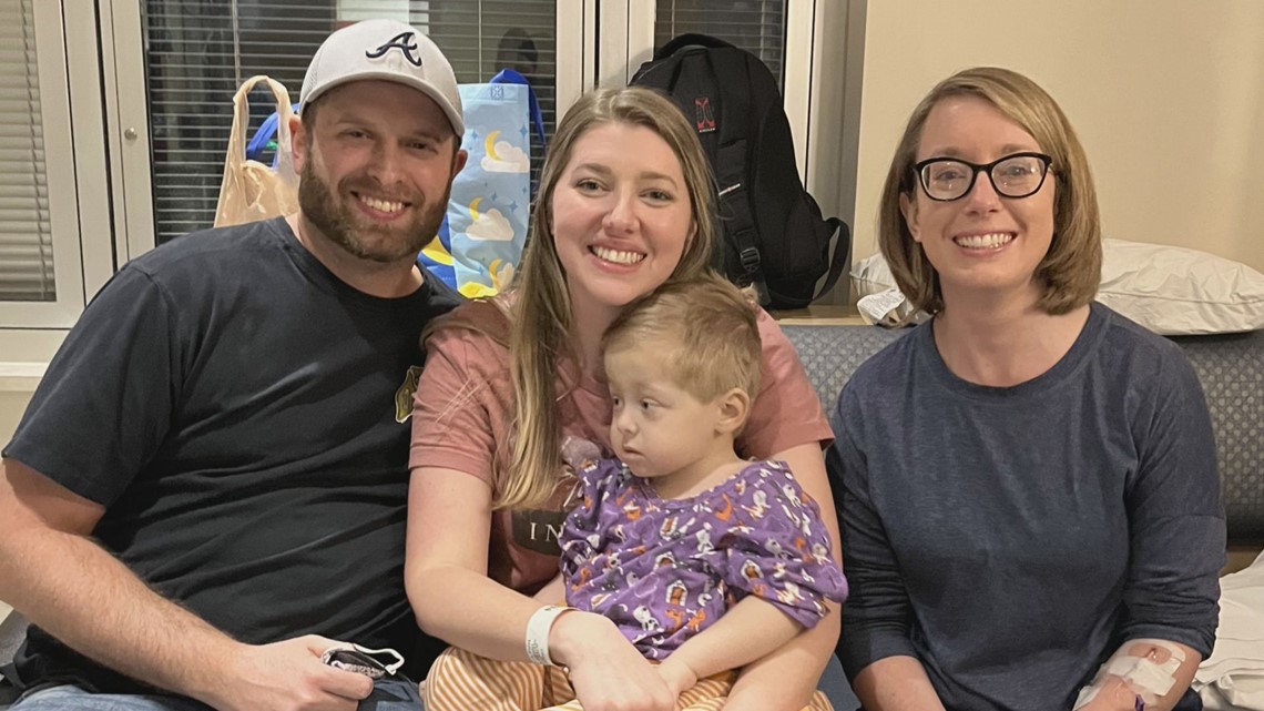 3-year-old boy gets kidney after stranger is perfect match - Vimarsana News
