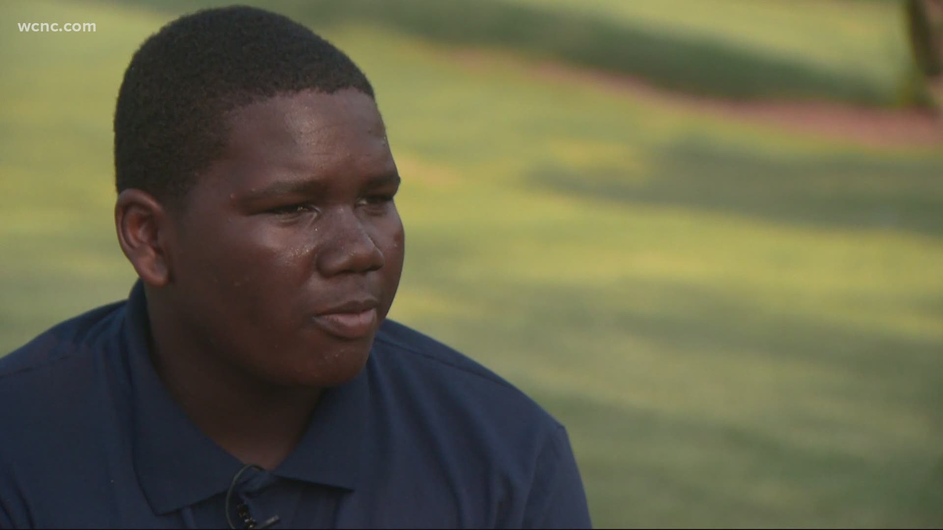Hunter Sáenz learns about how a teen is making sure golf is inclusive of everyone.