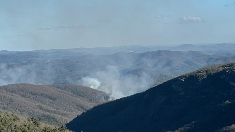 Wildfire burning near Grandfather Mountain in North Carolina grows to 350 acres