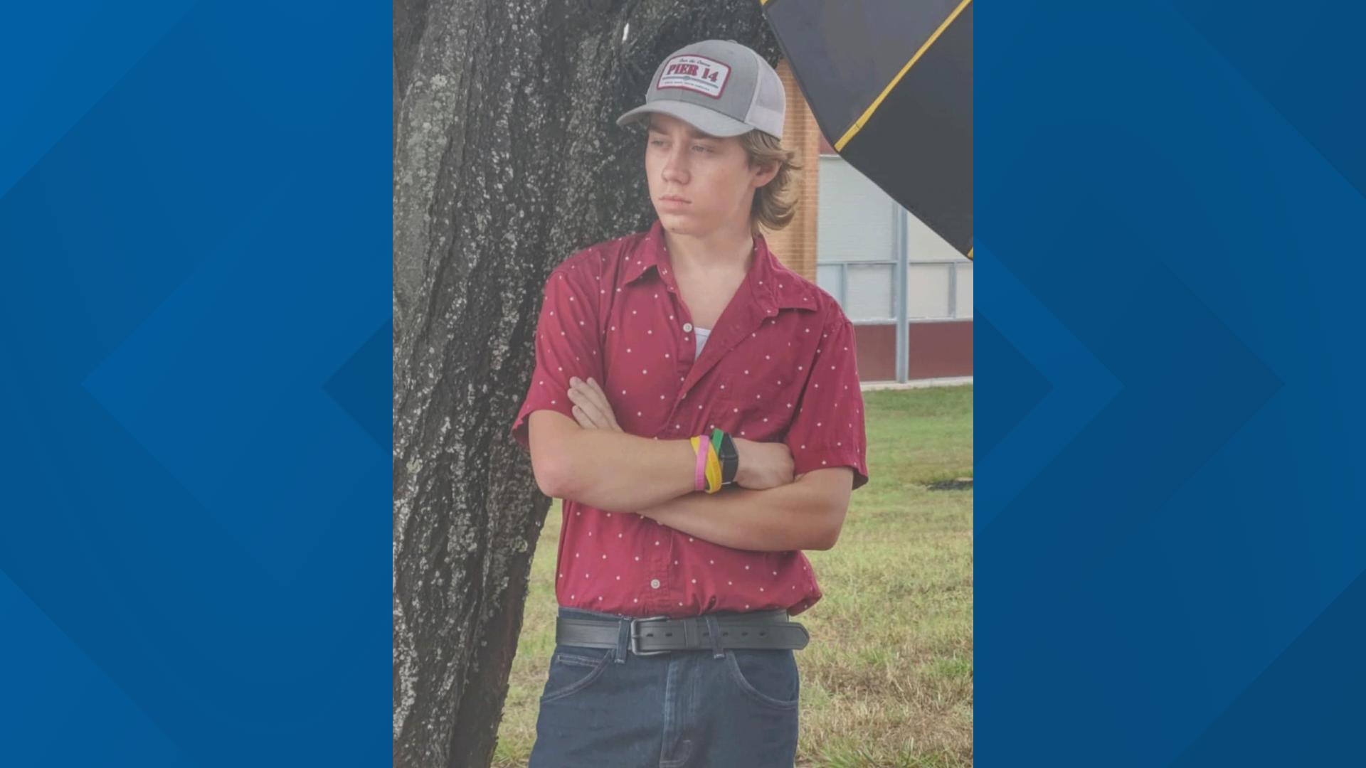 N.C. high school senior killed in crash on the way to prom | 13newsnow.com