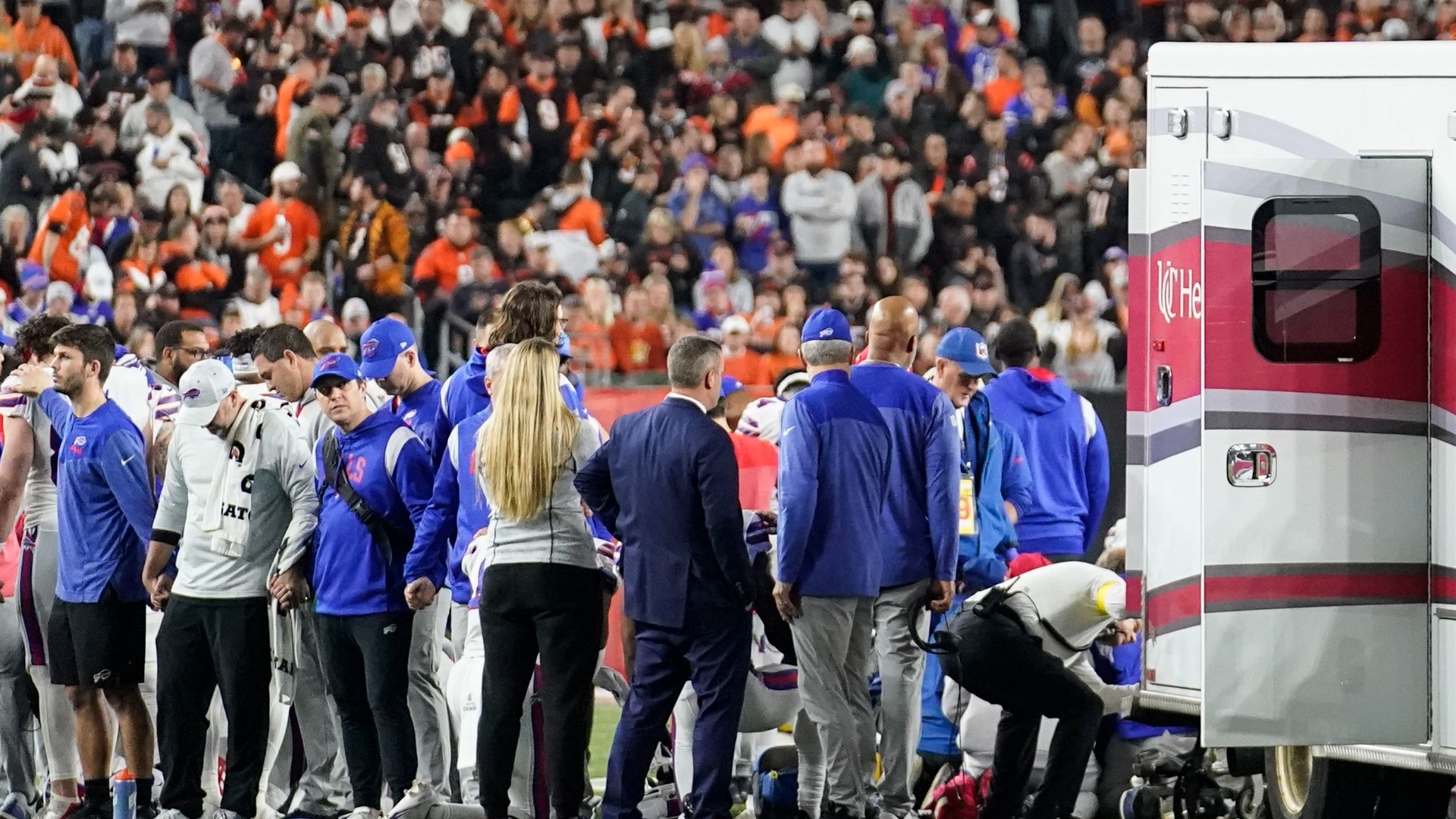 Damar Hamlin collapses after making tackle in Monday Night Football clash  between Buffalo and Cincinnati