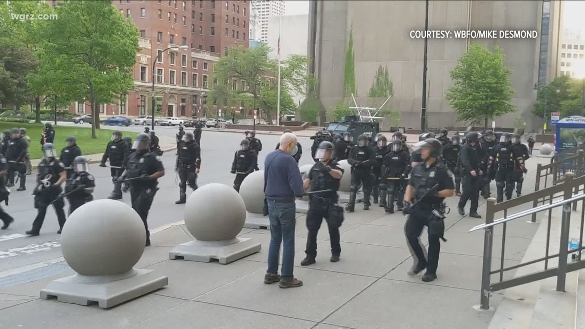 75-year-old protester files federal lawsuit against City of Buffalo and police officers - Vimarsana News