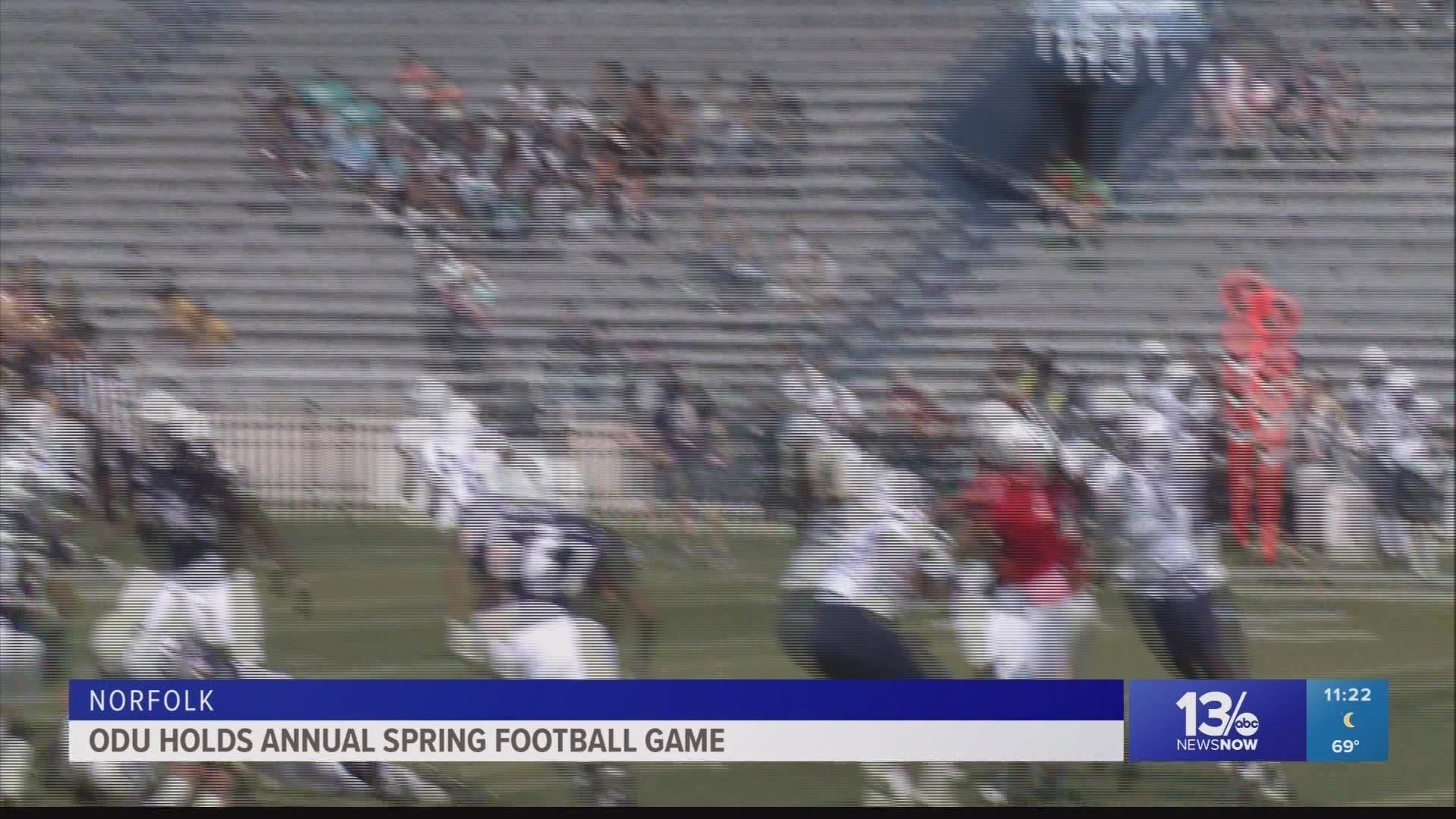 Drayton Arnold passed for 2 touchdown to go with 195 yards passing as the Blue won over the White 26-21 at the annual ODU Football Spring Game on Saturday.