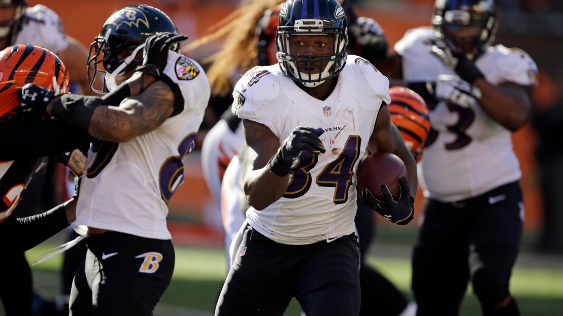 Bruton Retires Lorenzo Taliaferro's High School Football Jersey