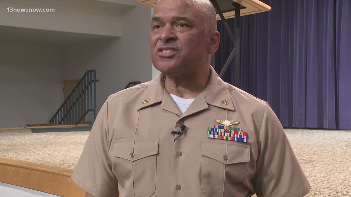 Legendary Navy diver's son speaks to USS Iwo Jima crew | 13newsnow.com