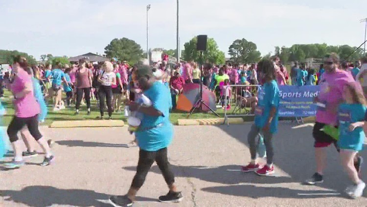 Girls on the Run: Hundreds participate in Virginia Beach 5K event