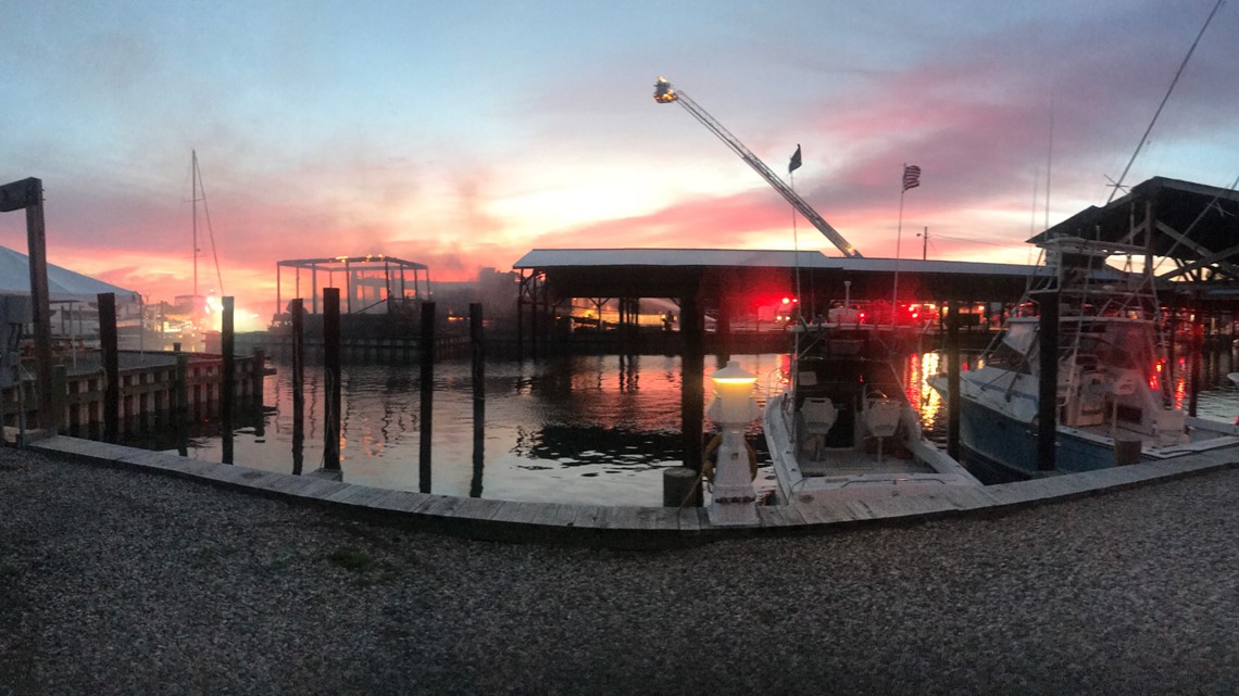 Overnight fire destroys Poquoson restaurant