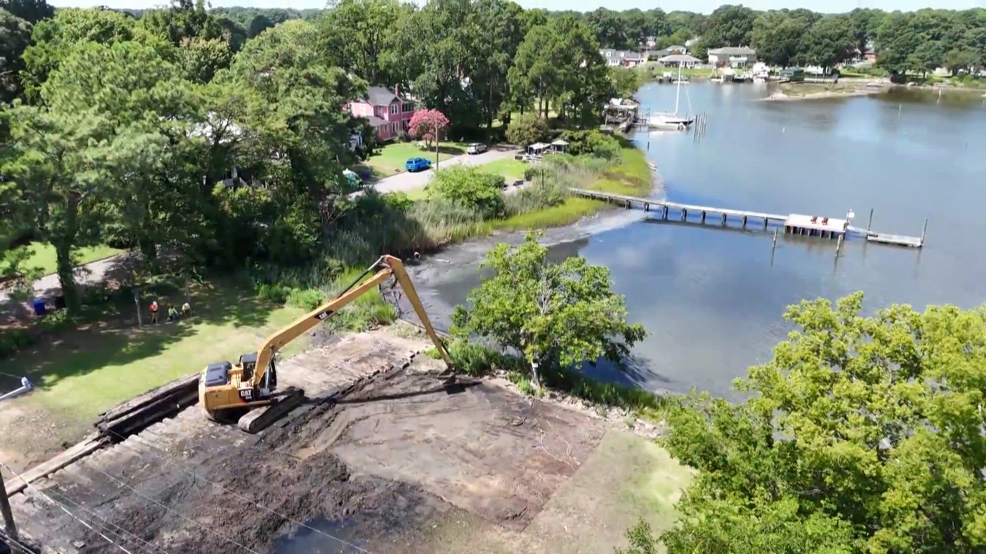 Portsmouth neighbors still concerned days after Elizabeth River sewage ...