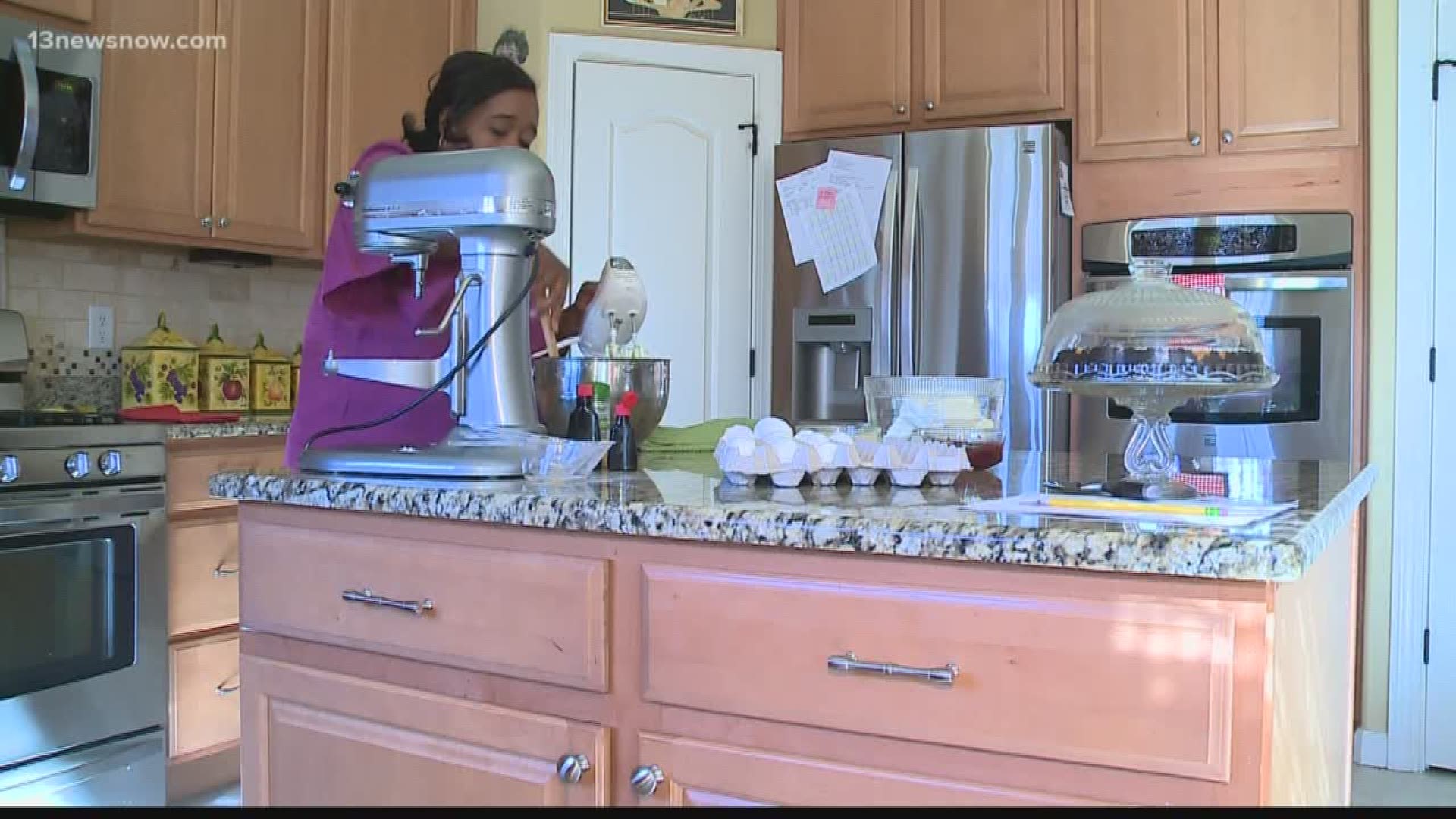 A furloughed IRS worker in Chesapeake is going back to making cheesecakes to earn money.