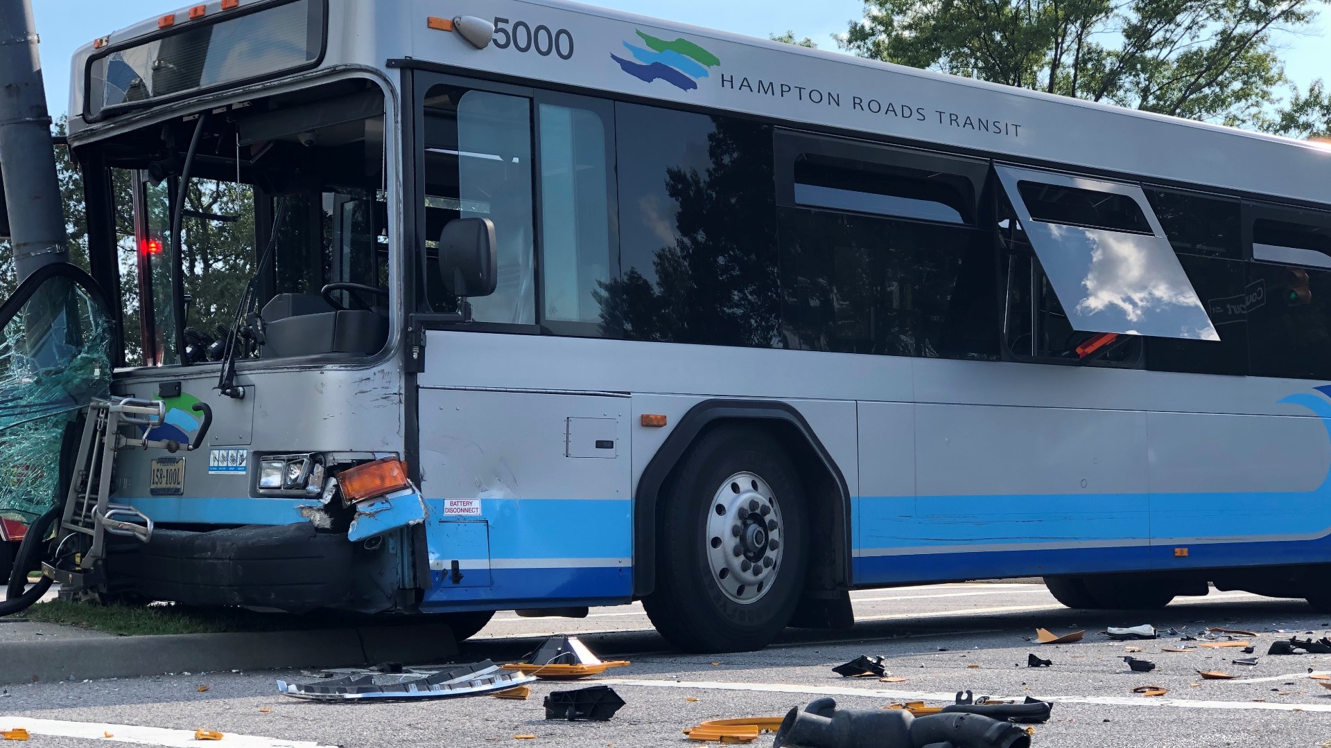 hrt-bus-vehicle-crash-in-portsmouth-21-injured-13newsnow