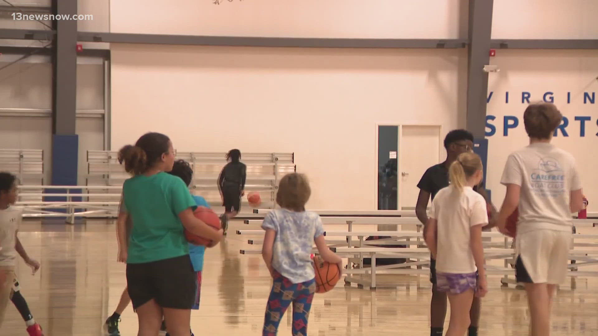 Virginia Beach Sports Center holds open house with sports clinics.