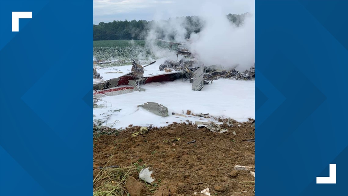 Investigation begins on Navy E2C Hawkeye crash