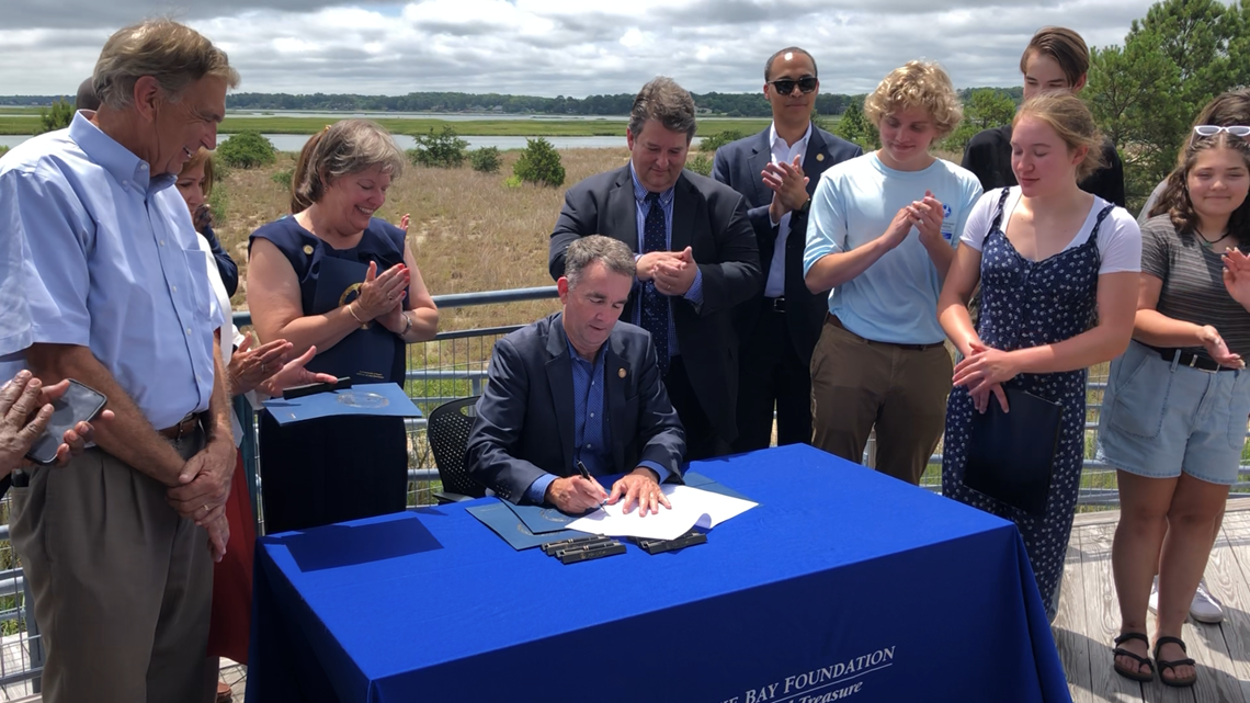 northam-signs-new-environmental-laws-in-virginia-beach-ej-matters