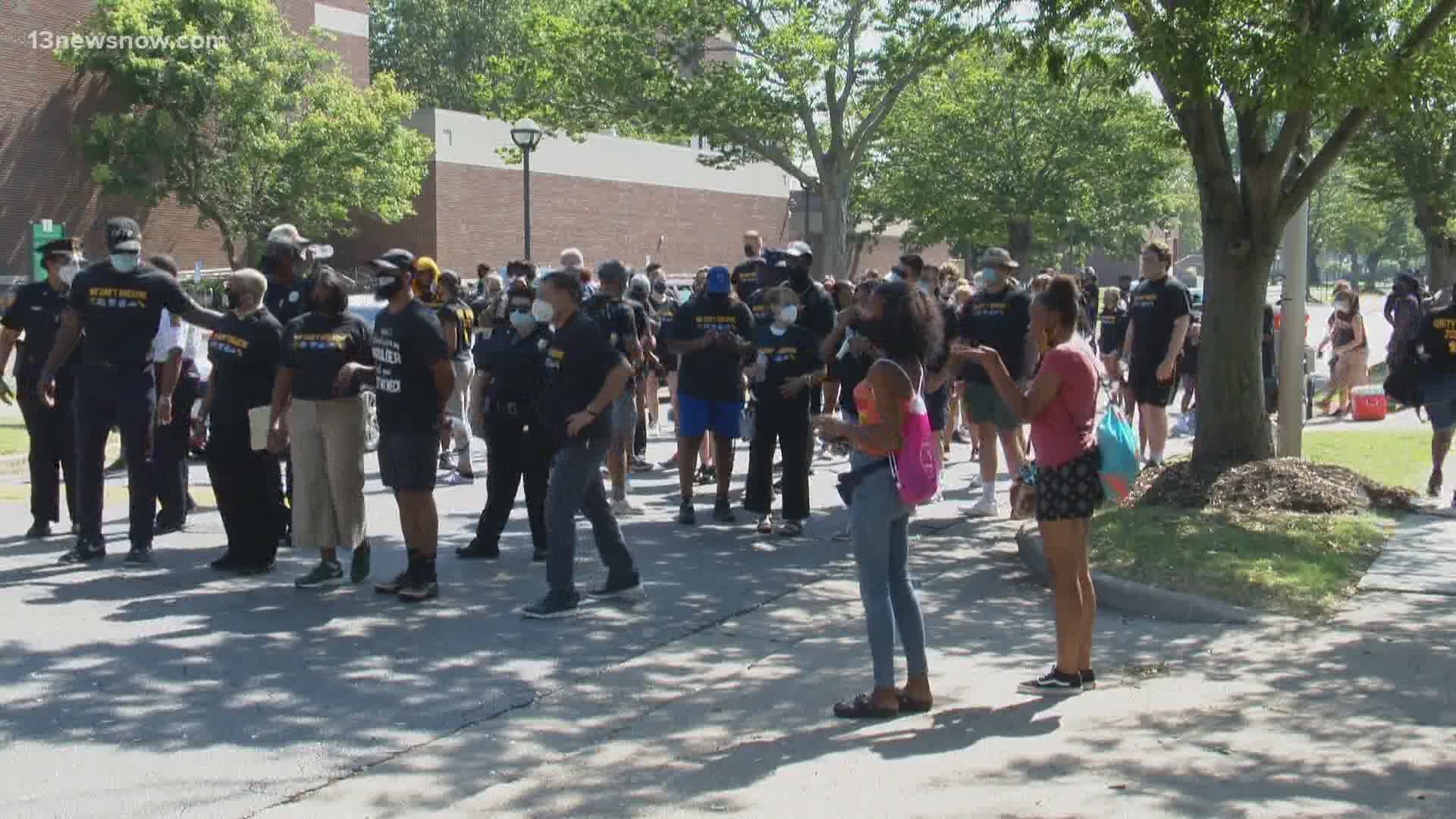 Demonstrators Gather At Norfolk State University For Unity Walk 13newsnow Com