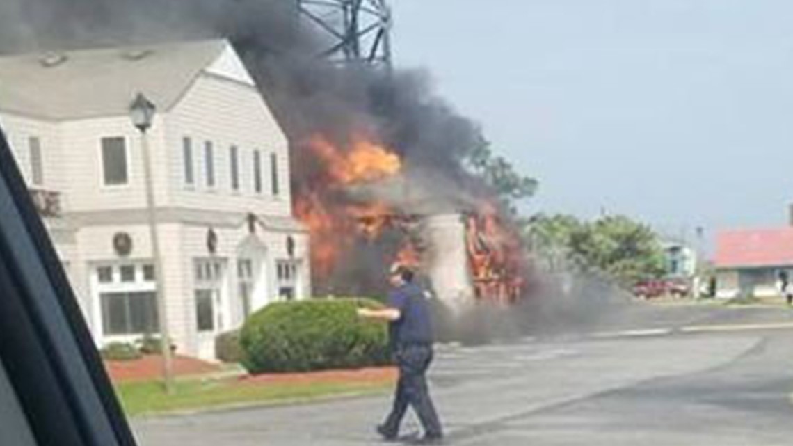 Gas Prices In California >> Fire destroys the Christmas Mouse in Nags Head | 13newsnow.com Gas Prices In California >> Fire destroys the Christmas Mouse in Nags Head | 13newsnow.com
