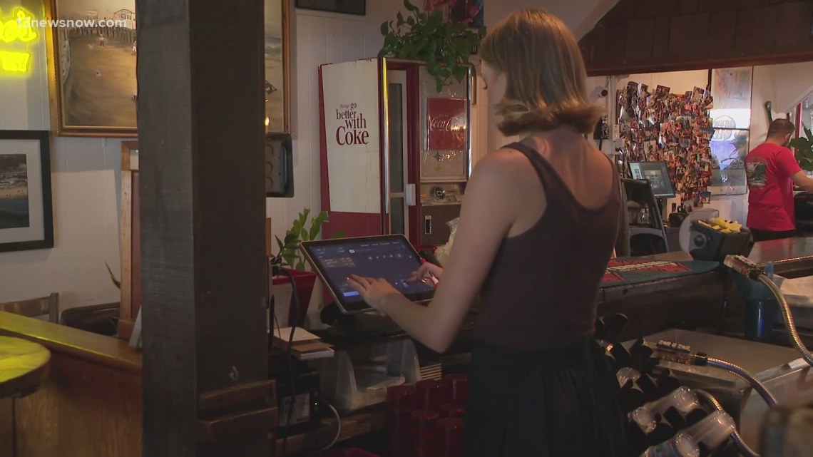Virginia Beach restaurants, customers endure the meal tax