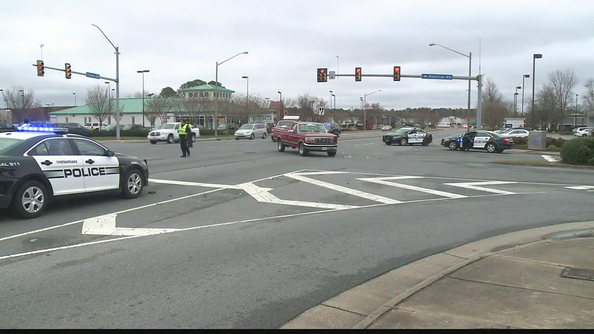 Police car crashes near Chesapeake Square Mall