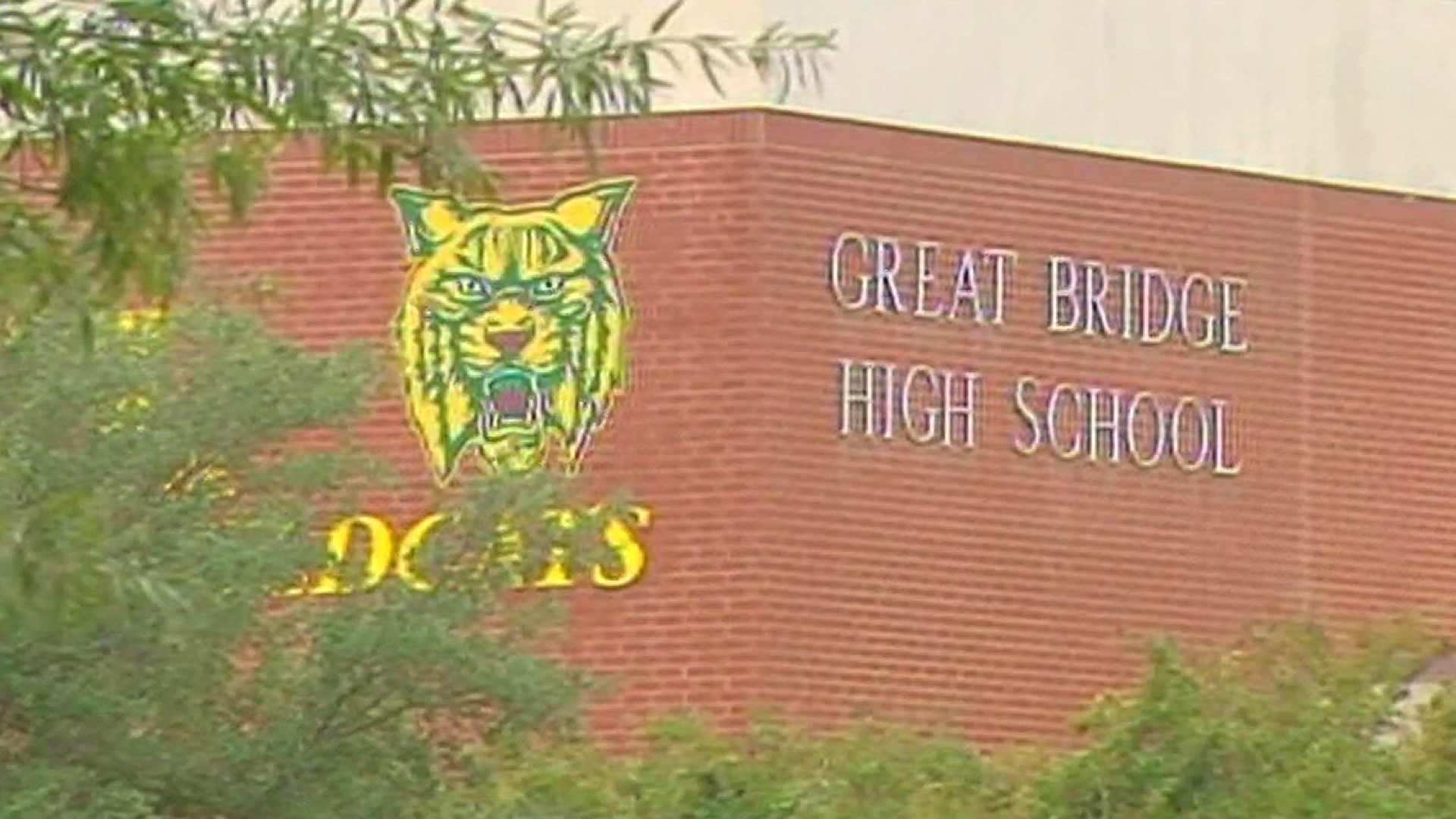 Teen girl charged with Great Bridge High School bomb threats ...