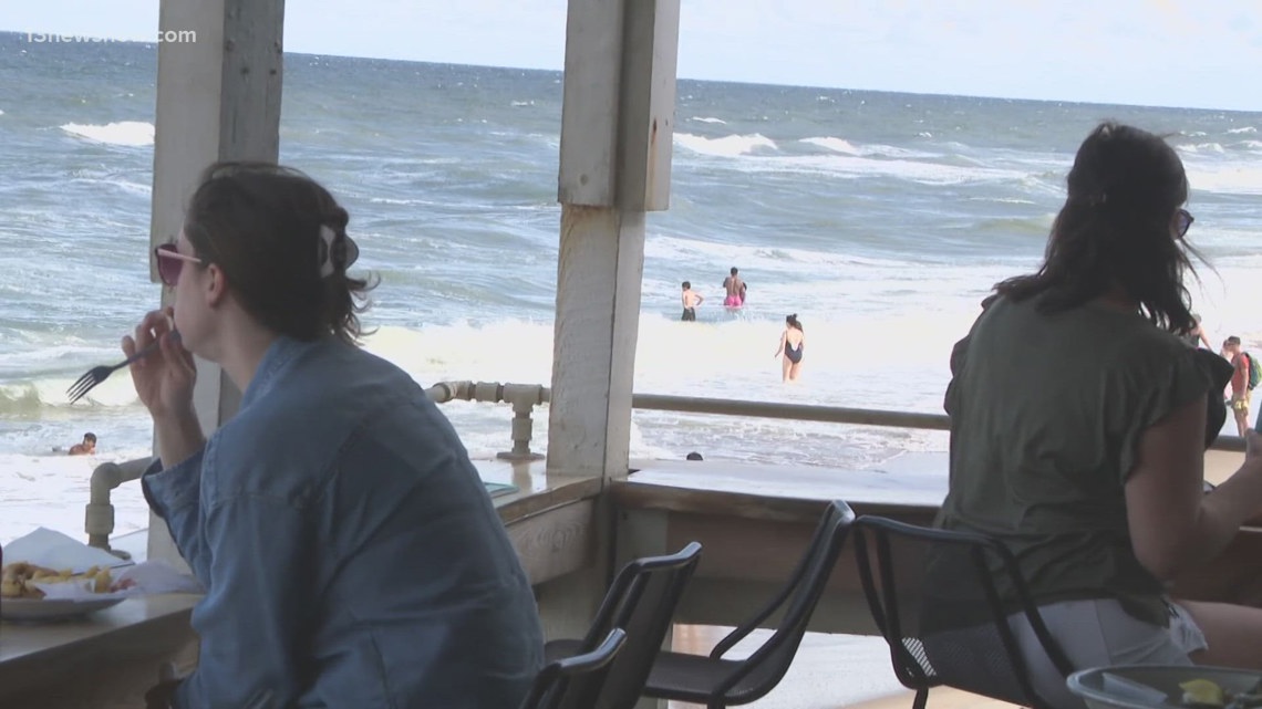 Labor Day Weekend brings influx of locals and tourists to Virginia