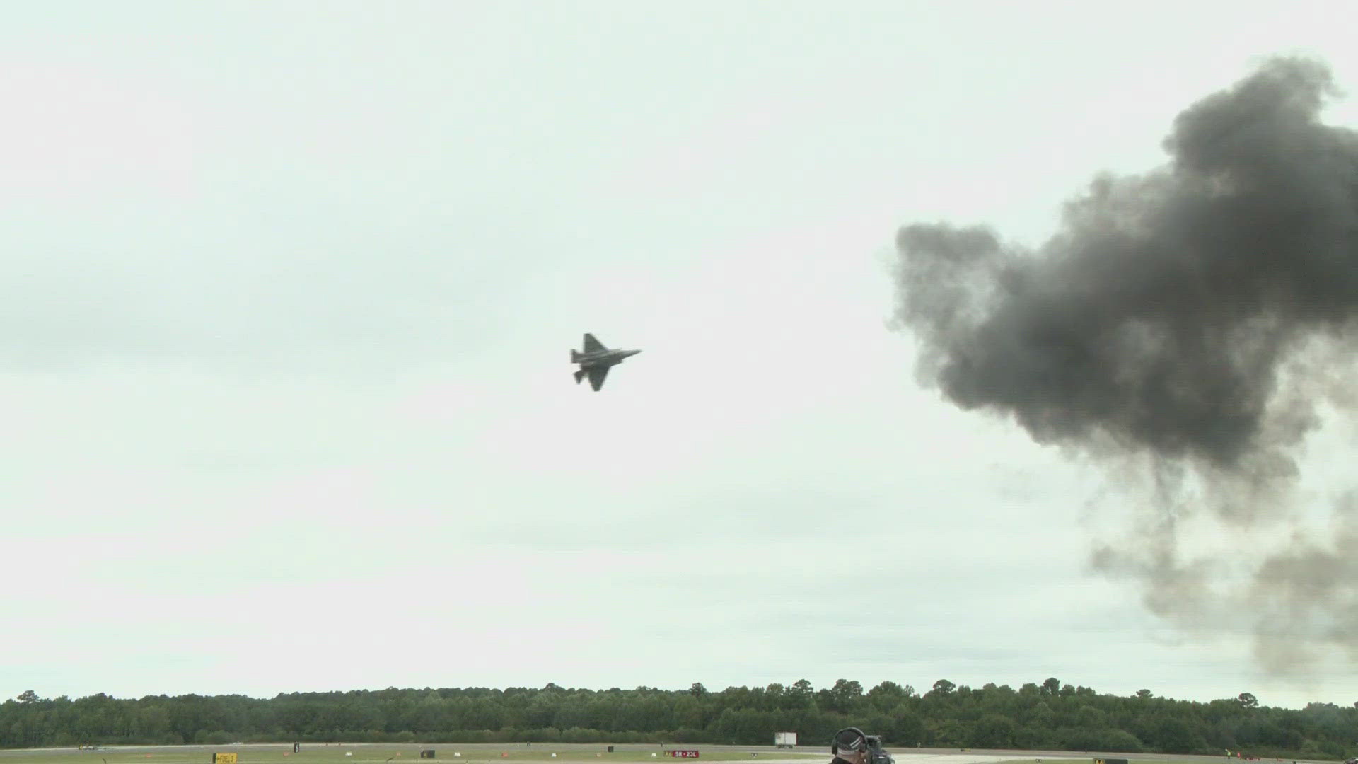 NAS Oceana air show promotes STEM education with high-flying stunts