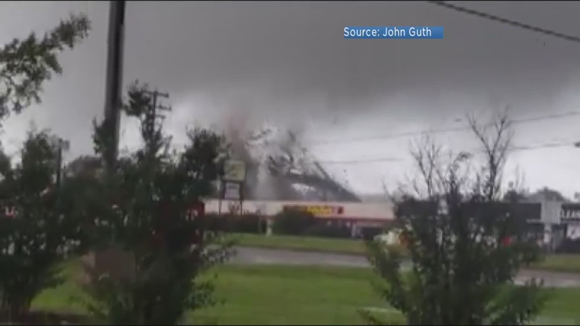 Tornado pulls roof off building in Richmond area 