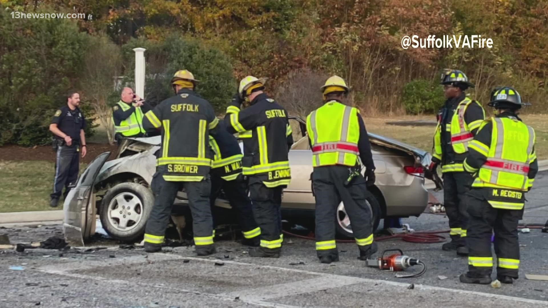 Man dead, woman injured after head-on car crash in Suffolk | 13newsnow.com