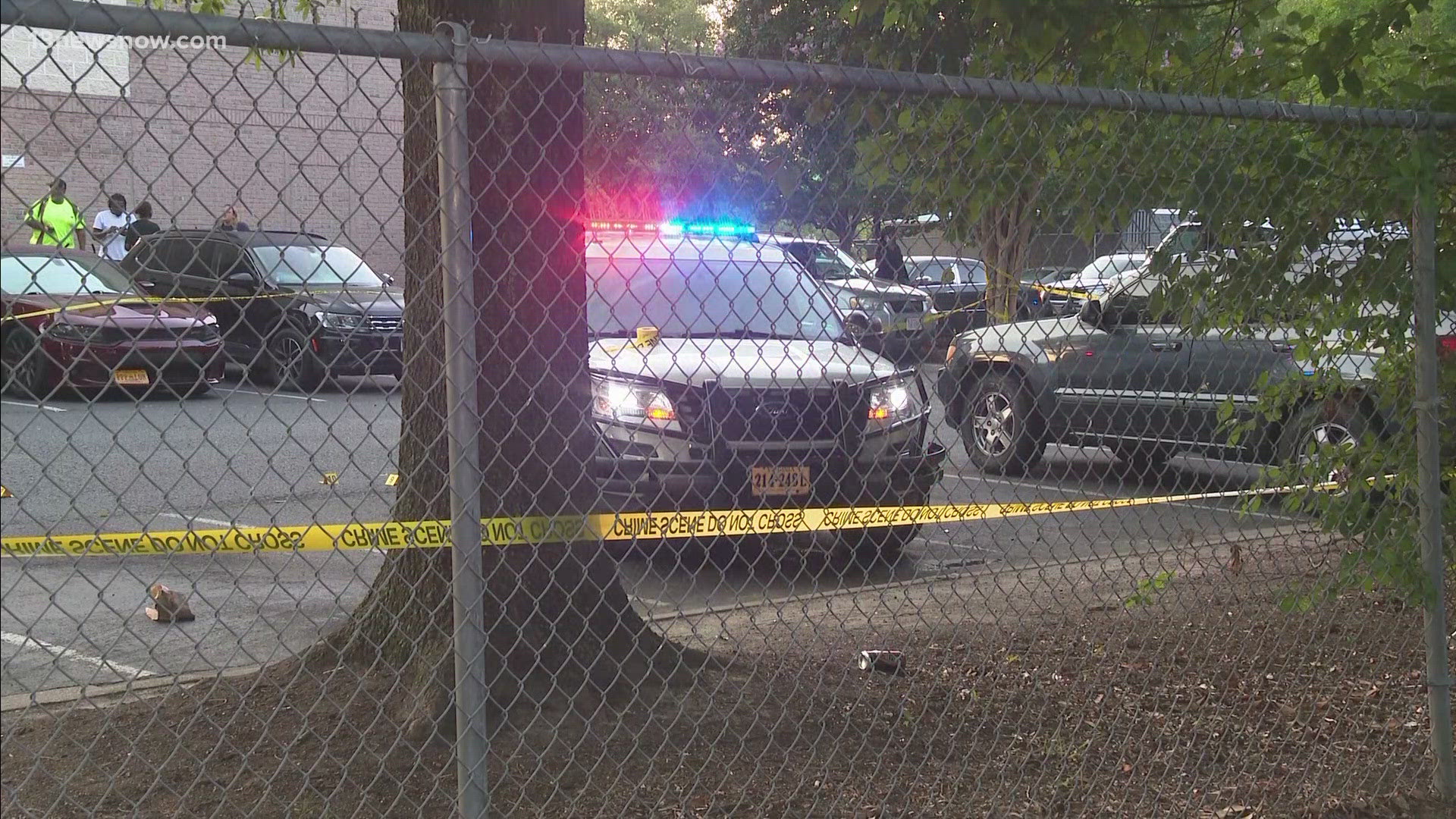 Hampton police are investigating an early morning shooting on West Mercury Boulevard.