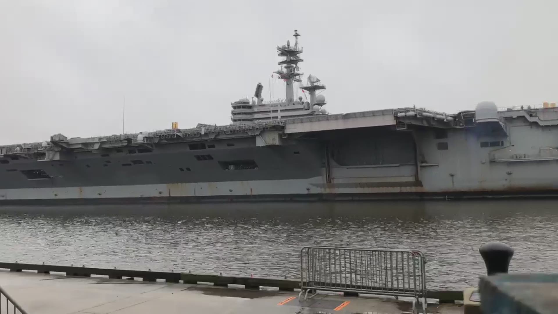 USS George H.W. Bush (CVN 77) arrived at Norfolk Naval Shipyard Feb. 21 for a 28-month Drydocking Planned Incremental Availability.