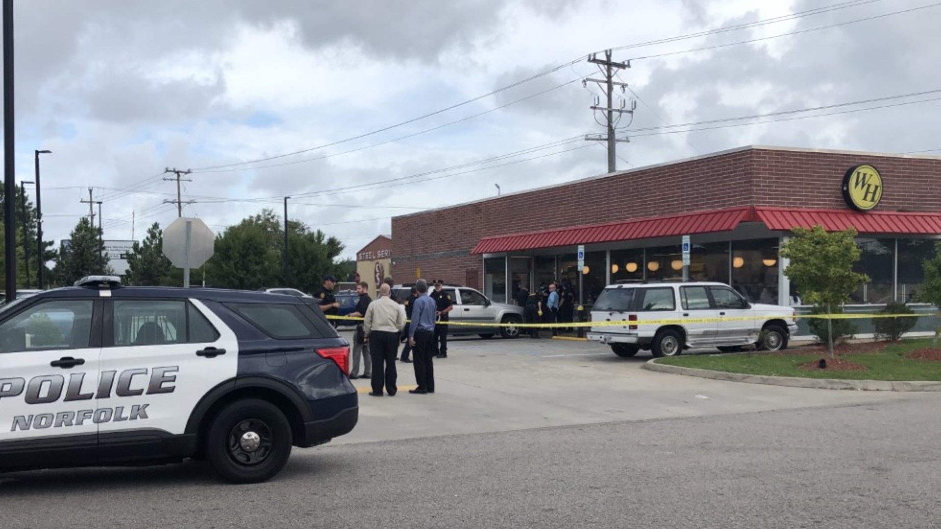 Shooting reported at Norfolk Waffle House
