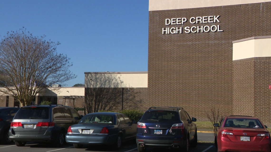 Chesapeake Public School employees get first round of COVID-19 vaccine - Vimarsana News