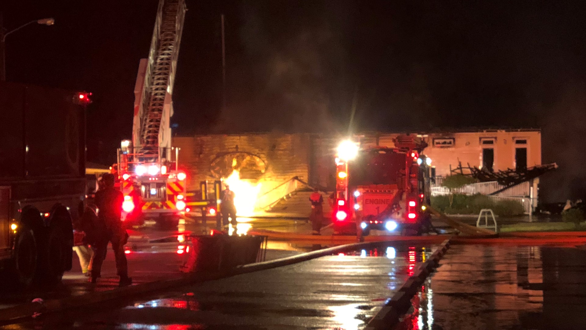 Overnight fire destroys Poquoson restaurant