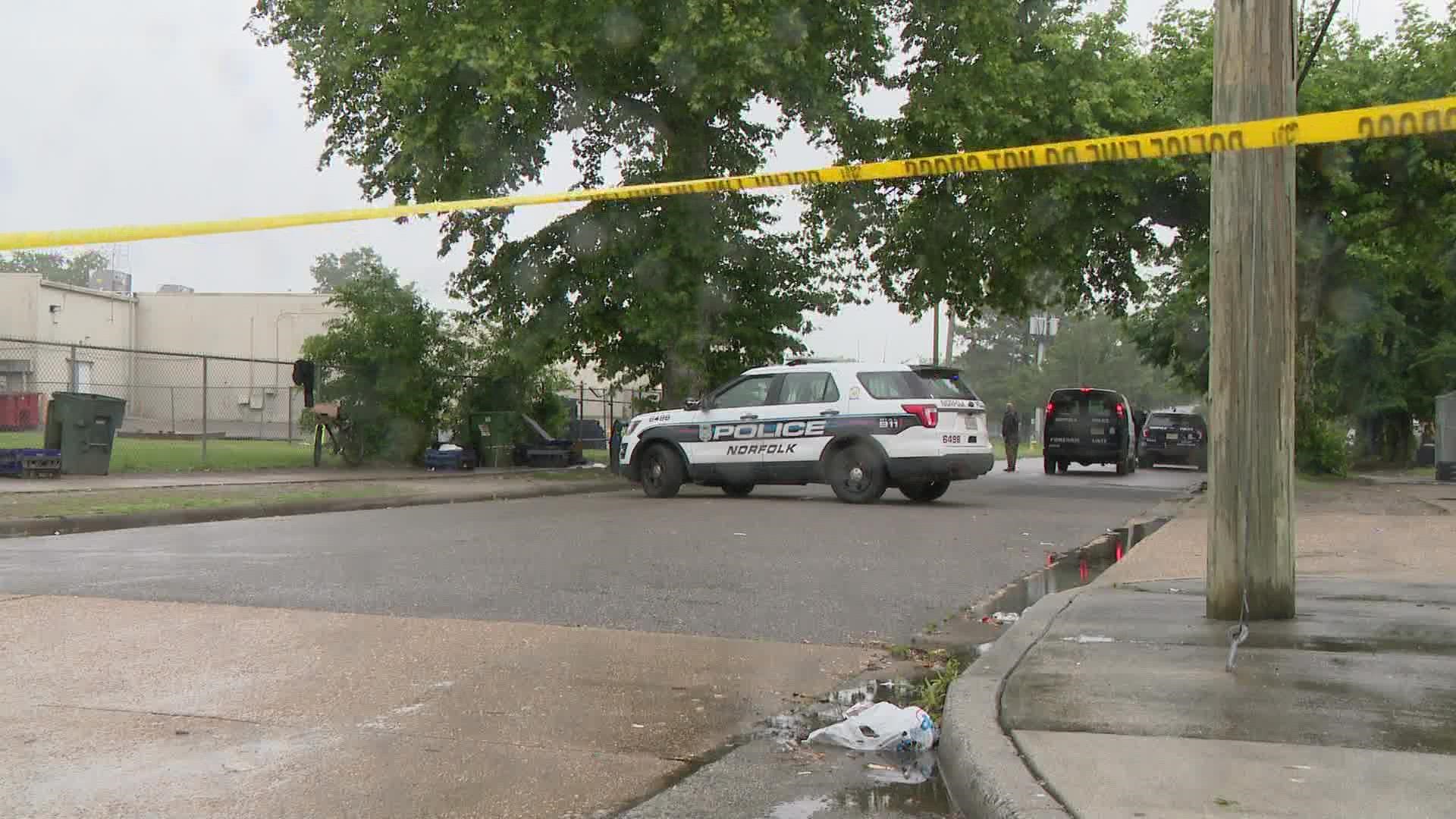 Police said they found a man shot in the leg in the 700 block of Chapel Street.