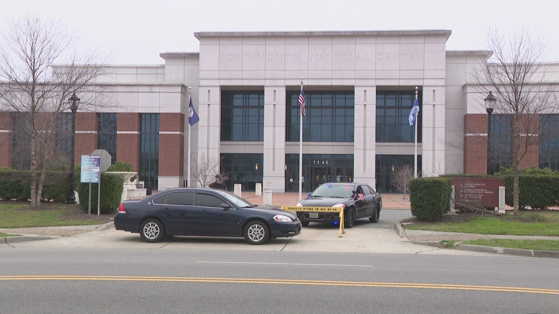 Portsmouth authorities closed off the entrance to the city courthouse after a bomb threat Tuesday morning.